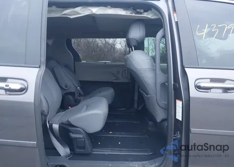 2024 Toyota Sienna Xle z USA, uszkodzony, nr VIN 5TDYSKFC5RS126701